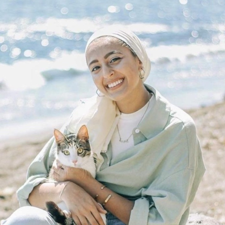 Dr Khadeeja headshot
